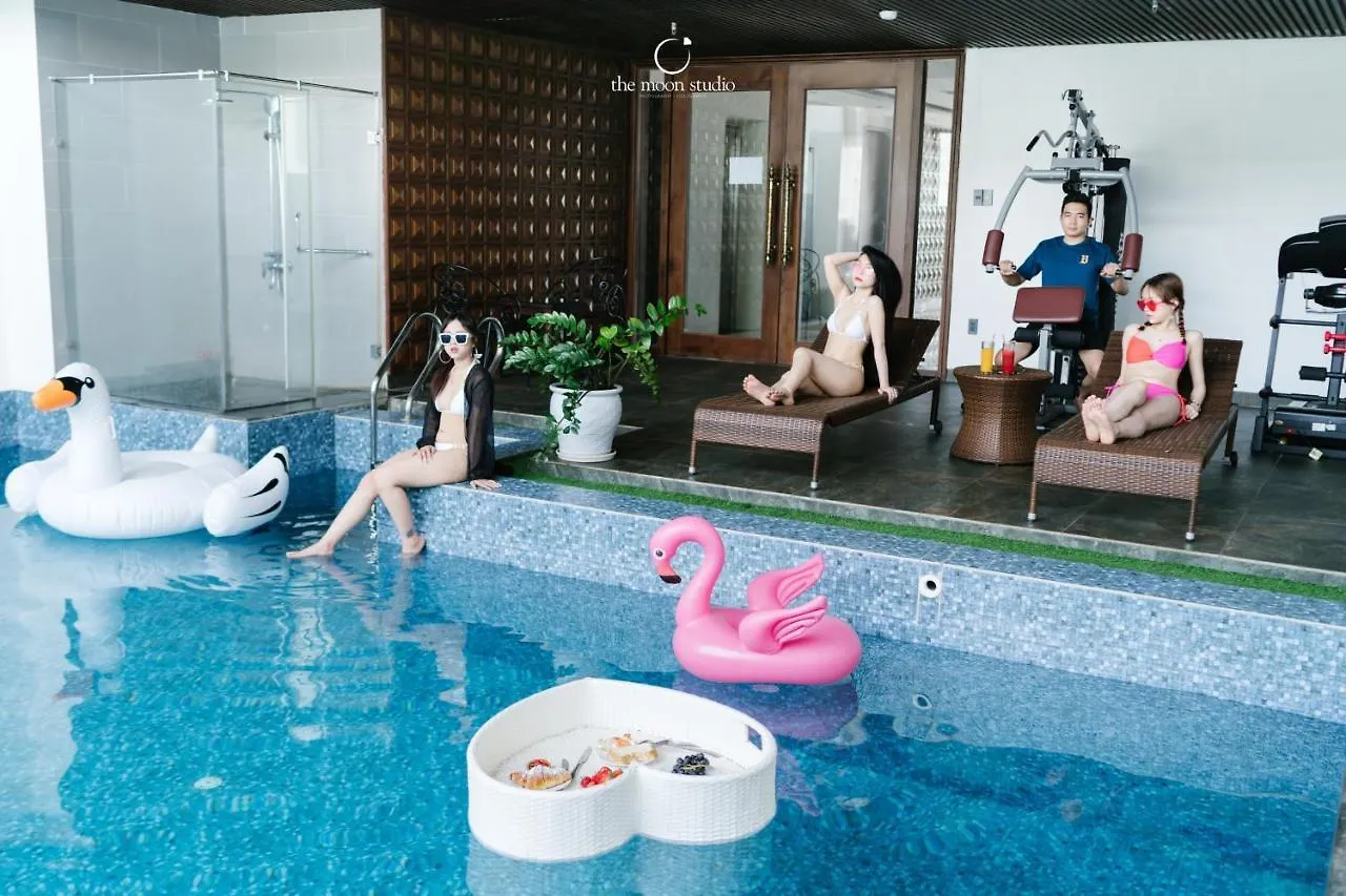 Nostalgia Boutique Hotel Da Nang