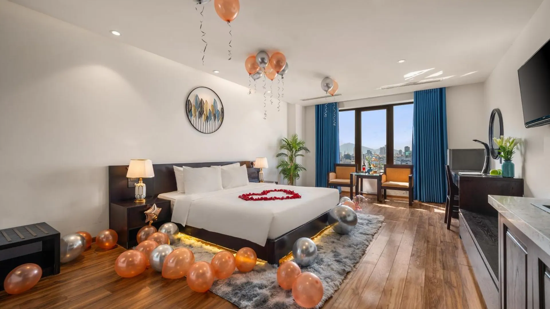 Nostalgia Boutique Hotel Da Nang 4*,  Vietnam