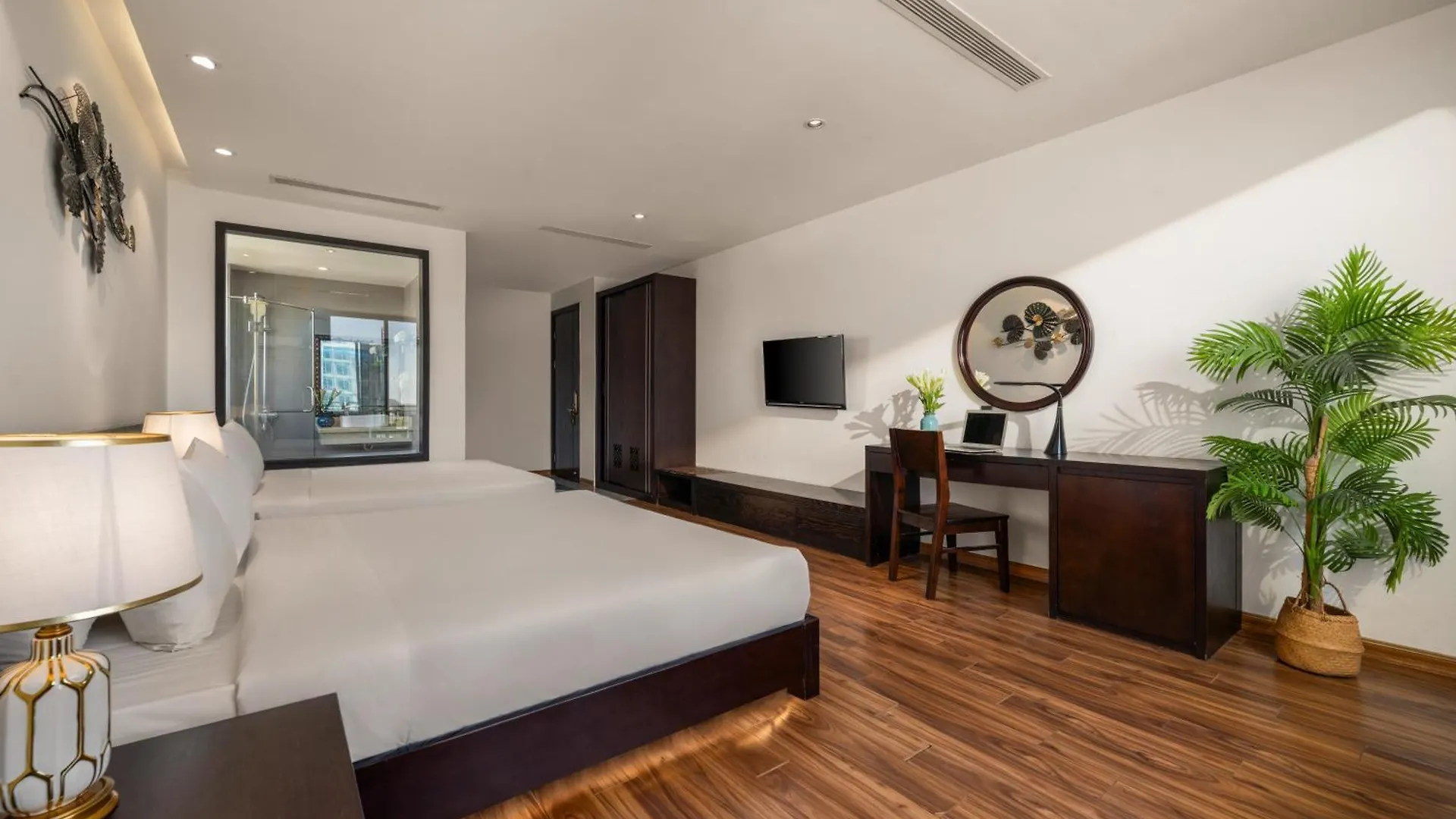 Nostalgia Boutique Hotel Da Nang 4*,  Vietnam