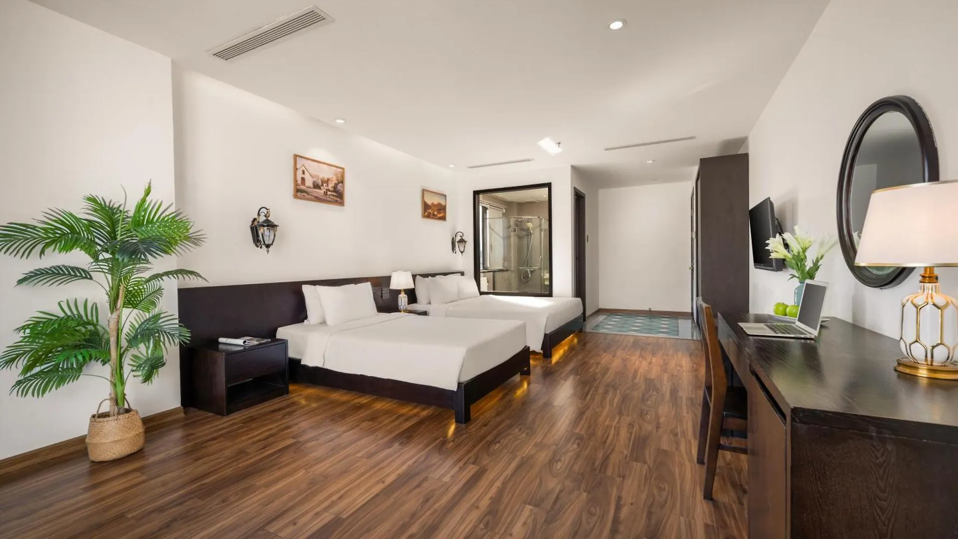 Nostalgia Boutique Hotel Da Nang