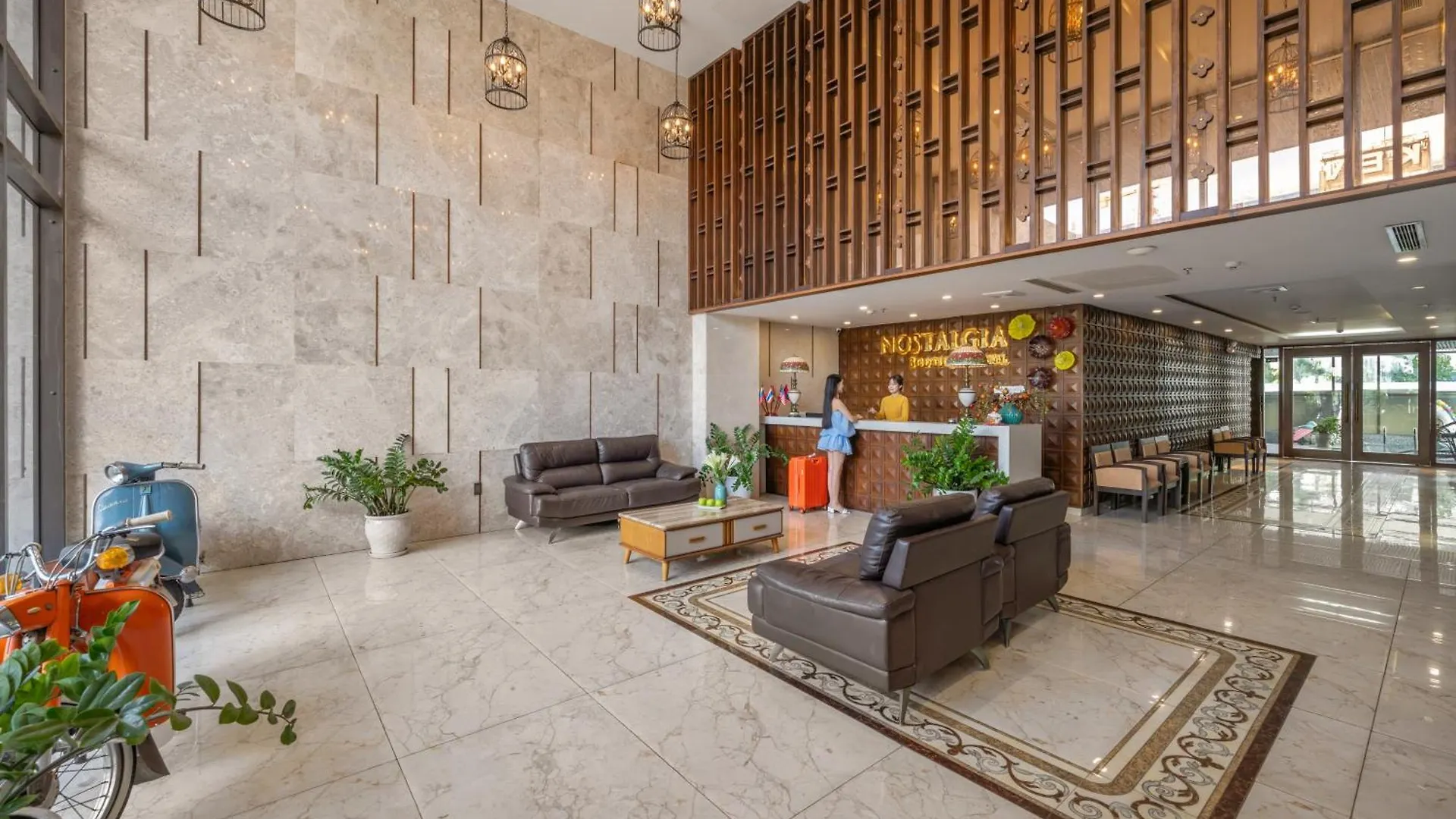 Nostalgia Boutique Hotel Da Nang 4*,
